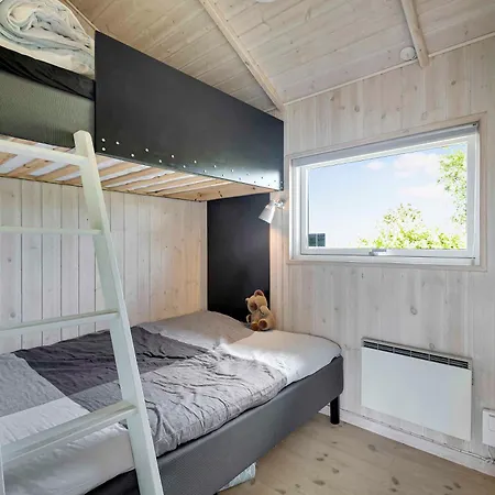 Cozy In Scenic Surroundings Assens