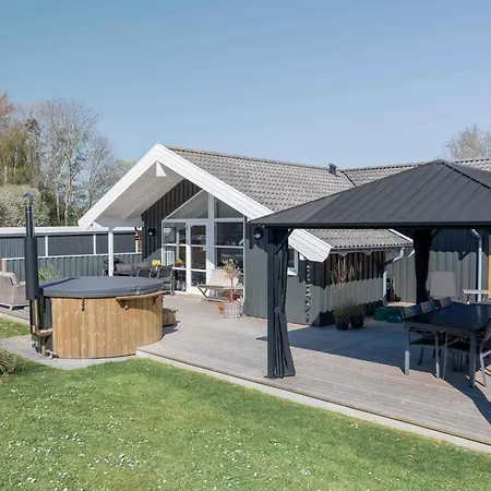 Feriehus Cozy In Scenic Surroundings *