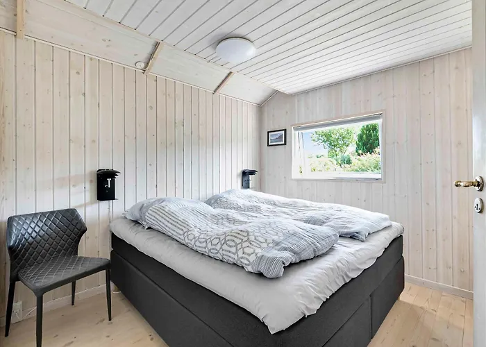 Cozy In Scenic Surroundings Assens